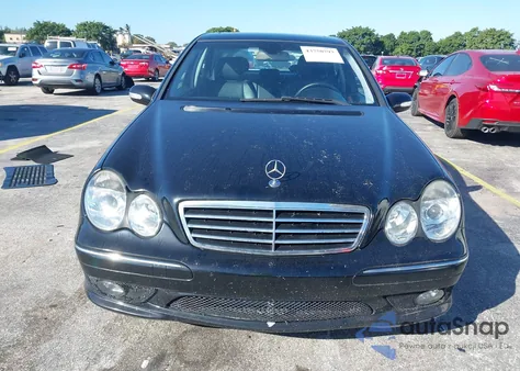 2007 Mercedes-Benz C 230 Sport из США, поврежденный, VIN WDBRF52H17A938727